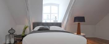 Platzieren sie das bett möglichst. Bett Unter Einer Dachschrage Tipps Und Kleine Tricks Zuhause Bei Sam