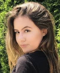 Kelly Burson's Instagram, Twitter & Facebook