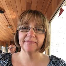 Suzanne Beck (@Suebeck71)