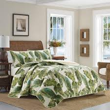 Tommy bahama lexington beach house coffee table and end table reduced $670. Tommy Bahama Fiesta Palms 3 Piece Green Floral Cotton Full Queen Quilt Set Ushsa91161385 The Home Depot