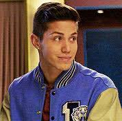 welcome to fandom fictions! — plot ;;