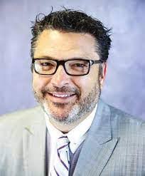 Gregory Windom's Instagram, Twitter & Facebook