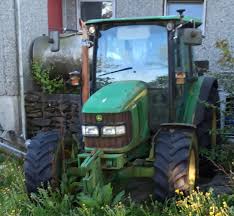 Turn the tractor over until you see fuel start to drip/spray/run out of the lines (what it does will depend on how lose you made. John Deere 5820 Doesnt Start Any Tips For Troubleshooting Steps Tractor Forum