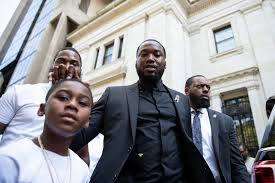 Started from the bottom freestyle meek mill. Meek Mill Hands His 9 Year Old Son The Mic To Freestyle At Philly Show