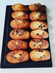Madeleines Sans Gluten Au Pralin Vanille Et Pepites De Chocolat Au Companion Les Gourmandises De Benedicte