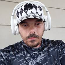 This is a 10 man, half ppr league where we pick 3 keepers at the end of  every season. Which side would you rather have?