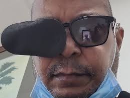 Fundraiser by Kenneth Lue : Eye Ulcer Costs Are Overwhelming Me