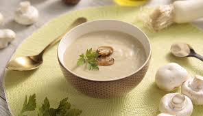 En primer lugar, preparamos la masa. Crema De Champinones Ideal Nestle Cocina