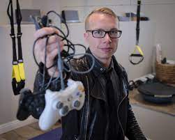 Video games are fun however, it is addictive that it has made my son into a new person. 16 Hour Video Game Binges Almost Ruined Calgary Teen S Life The Star