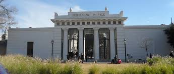 La vida y la muerte. Cementerio De La Recoleta Que Visitar En Capital Buenos Aires Hostels