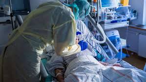 Coronavirus In Deutschland Studie Bestatigt Covid 19 Weit Gefahrlicher Als Grippe Wissen Stuttgarter Zeitung