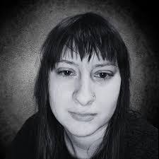 Heather Dowell's Instagram, Twitter & Facebook