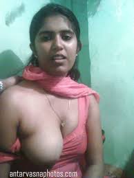 Chudasi dehati ladki apne bf ka lund chusti hui - Desi Porn