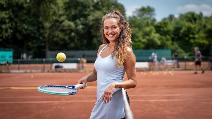 Das Tennis-Metier bringt neuen, harten Zündstoff ins Steinkamp-Zentrum, do AI tạo