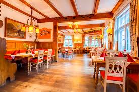 Hier direkt nach der brücke über den hammersbach geht rechts der weg zur höllentalklamm ab. Gastronomie Berghotel Hammersbach