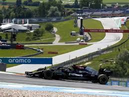Ich habe angst vor einer (13.) s. Startaufstellung Formel 1 Gp Steiermark Lewis Hamilton Fp1 P3 1 06 332 Und Fp2 P4 1 05 335 35 Runden Reicht Das Fur Die Pole
