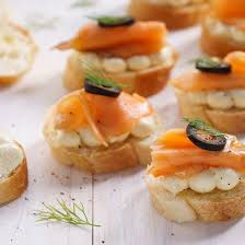 Toast De Saumon Fume Et Celeri Rave Recette Celerie Rave Alimentation Toast Aperitif