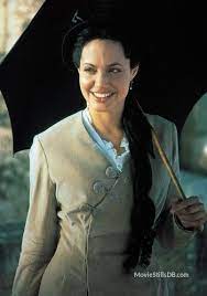 Pin On Angelina Jolie