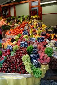 Borough Market London Fruit And Veg Fresh Fruits And Vegetables Fruit And Veg Market
