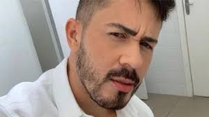 Maybe you would like to learn more about one of these? Carlinhos Maia Choca Ao Mostrar Seus Dentes Sem As Lentes De Contato