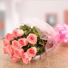 Online Gifts Delivery Delhi In 2020 Send Flowers Online Online Flower Delivery Order Flowers Online