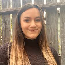 Nicole Holder's Instagram, Twitter & Facebook