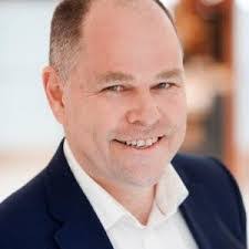 Edwin Veldman's Instagram, Twitter & Facebook