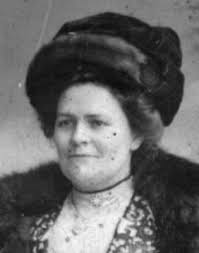 Photo-Sleuth: Furs from Canada?