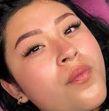 Henna y pestañas Clásicas, lo que te ayudará a ahorrar tiempo y despertaras  aún más bonita 💓 Nos ubicamos en Satélite 💓 Checa todos nuestros trabajos  en insta Jackie Mora Brow Studio