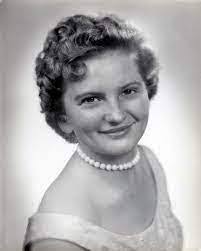 Benita Blackburn's Instagram, Twitter & Facebook