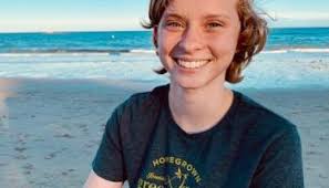 IEF awards athletic scholarship