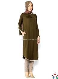Biyeli Tunik Armine Setrms Kayra Aker Alvina Moda Stilleri Islami Moda Basortusu Modasi