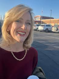 Excited to be at North Point Elementary this morning to talk to the 4th,  5th, and 6th graders about media literacy. Excited to be able to share more 