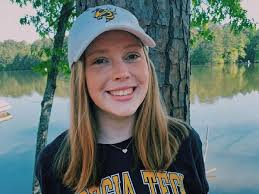 Lily Burke's Instagram, Twitter & Facebook