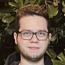 Erik Carr's Instagram, Twitter & Facebook