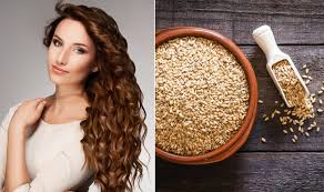 Rezepte Mit Leinsamen Fur Haare So Erhalt Glattes Lockiges Haar Glanz Und Die Notige Pflege Haare Pflegen Haare Leinsamen