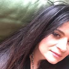 Roxanne Bowling's Instagram, Twitter & Facebook