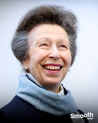 Hugh Grant and Renée Zellweger, then and now 🫶