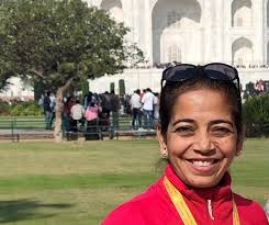 Female Tour Guide For Taj Mahal And Agra