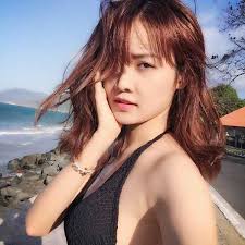 Cuối năm 2016, ca sĩ đàm vĩnh hưng từng livestream khóc nức nở, công khai mẹ ruột đam mê cờ bạc. TrÆ°Æ¡ng Má»¹ Nhan Nhan Sáº¯c Cá»§a Toi Giá» Ä'a Xá»©ng Táº§m Vá»›i Ten Gá»i