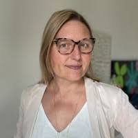 Jane Malin's Instagram, Twitter & Facebook