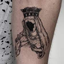 Charlie rose tattoo canggu | ontravel.id. Queen Amp Blade Tattoo By Charlie Rose Tattoo Canggu Bali Blade Tattoo Tattoos Rose Tattoo