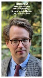 Vet du något om vad som hände 68-åriga Maria Hellman? Hon hittades död i  sin lägenhet på Tränggatan 17 i Landskrona fredagen den 12 augusti 2016  efter att grannar larmat om att