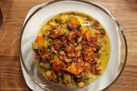 Veganes Kichererbsen Curry Mit Spinat Und Mohre Chefkoch Kichererbsen Curry Kichererbsen Kichererbsen Rezepte
