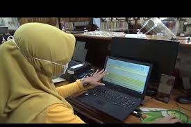 Sektor kesehatan, ekonomi, sosial, dan pendidikan adalah sektor yang paling nyata terdampak. Persebaran Covid 19 Makin Meningkat Ini Saran Perhimpunan Guru Untuk Sekolah