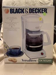 The average coffee maker will use 800 watts to produce 4 cups of coffee in 10 minutes. Black Decker 12 Cup Versabrew Coffee Maker White For Sale Online Ebay