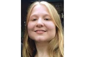 Anna Hullinger's Instagram, Twitter & Facebook