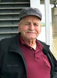 Melissa Headrick's Instagram, Twitter & Facebook