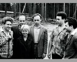 Союз добронравова и пахмутовой стал образцовым примером крепкого творческого тандема, в котором появились на свет самые яркие произведения, получившие статус культовых. Lichnaya Zhizn Aleksandry Pahmutovoj Muzh Nikolaj Dobronravov