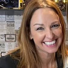 Helen Plowman's Instagram, Twitter & Facebook